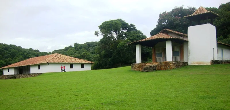 Sítio de Santo Antônio - casa e capela, São Roque - SP